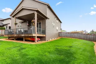 2746 NW Kent St, Camas, WA 98607 - Photo 26