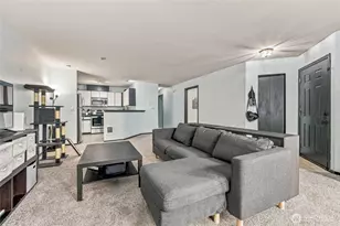 9210 Market Pl, Lake Stevens, WA 98258 - Photo 12