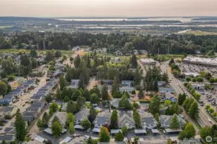 9210 Market Pl, Lake Stevens, WA 98258 - Photo 6