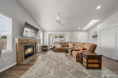 2306 Gary Court, Milton, WA 98354 - Photo 2
