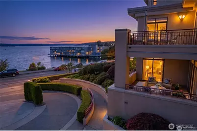 528 Lake Street S #A201, Kirkland, WA 98033 - Photo 1