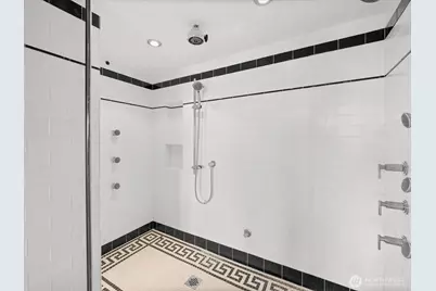 1101 A Street #806, Tacoma, WA 98402 - Photo 16