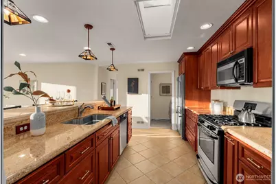 [Address not provided], Seattle, WA 98116 - Photo 12