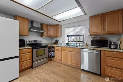 10319 SE 228th Street, Kent, WA 98031 - Photo 6
