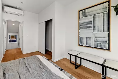 1227 E Roy Street, Seattle, WA 98102 - Photo 24