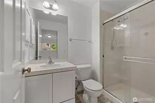 20554 NE 32nd Ct, Sammamish, WA 98074 - Photo 32