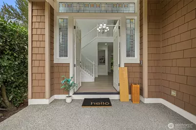 20554 NE 32nd Court, Sammamish, WA 98074 - Photo 2