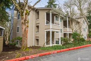 10016 NE 120th Ln, Kirkland, WA 98034 - Photo 2