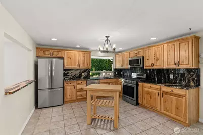 2011 Baker Terrace SE, Olympia, WA 98501 - Photo 8