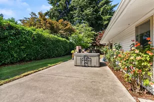 2011 Baker Terrace SE, Olympia, WA 98501 - Photo 24