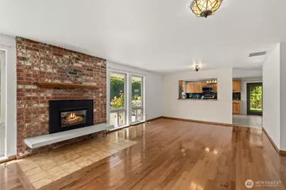 2011 Baker Terrace SE, Olympia, WA 98501 - Photo 4