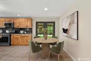 2011 Baker Terrace SE, Olympia, WA 98501 - Photo 10