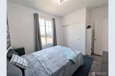 20724 150th Street E, Bonney Lake, WA 98391 - Photo 30