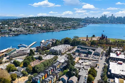 3300 Meridian Avenue N #302, Seattle, WA 98103 - Photo 26