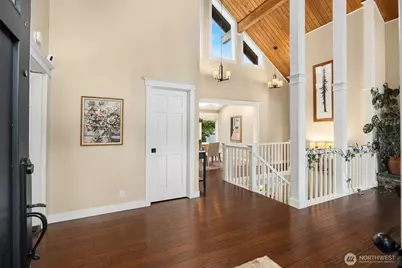 1542 10th Place N, Edmonds, WA 98020 - Photo 2