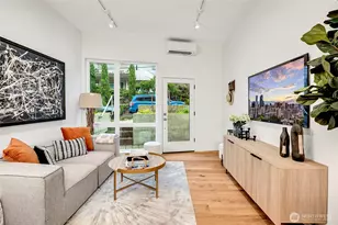 629 13th Ave E, Seattle, WA 98102 - Photo 4