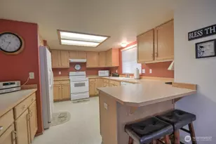 4216 Richmond Ln SE, Lacey, WA 98503 - Photo 6