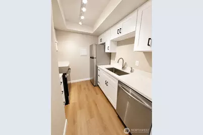14620 NE 32nd Street #F17, Bellevue, WA 98007 - Photo 2