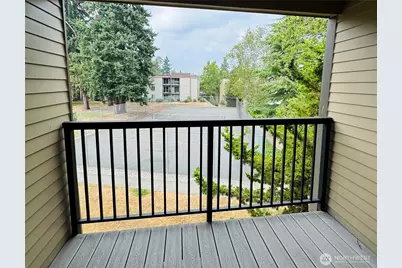 14620 NE 32nd Street #F17, Bellevue, WA 98007 - Photo 8