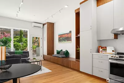 633 13th Avenue E, Seattle, WA 98102 - Photo 8