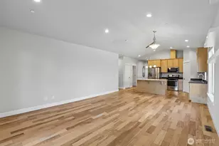 640 SE Sumner St, Camas, WA 98607 - Photo 8
