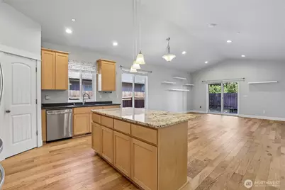 640 SE Sumner Street, Camas, WA 98607 - Photo 6