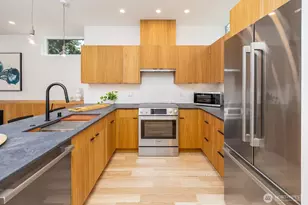 12056 20th Ave NE, Seattle, WA 98125 - Photo 8
