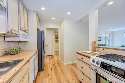 4117 Providence Point Drive SE, Issaquah, WA 98029 - Photo 6