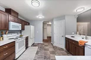 19304 12th Ave Ct E, Spanaway, WA 98387 - Photo 8