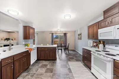 19304 12th Avenue Ct E, Spanaway, WA 98387 - Photo 10