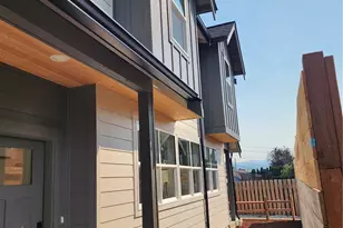 2728 Humboldt St, Bellingham, WA 98225 - Photo 4