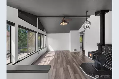 9408 1st Drive SE, Everett, WA 98208 - Photo 4