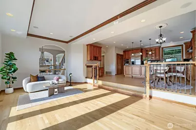 4736 134th Place SE, Bellevue, WA 98006 - Photo 12
