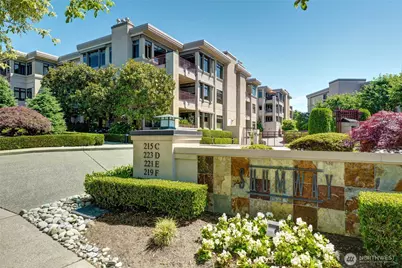 219 5th Avenue S #F304, Kirkland, WA 98033 - Photo 2