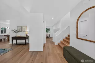 4211 210 Th Pl NE, Sammamish, WA 98074 - Photo 4