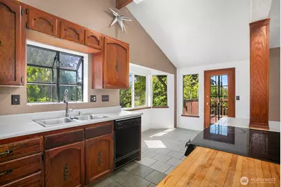 12641 SE 169th Pl, Renton, WA 98058 - Photo 4