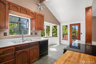 12641 SE 169th Pl, Renton, WA 98058 - Photo 4