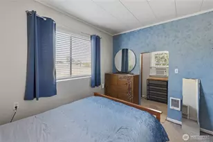 24324 SE 400th St, Enumclaw, WA 98022 - Photo 10