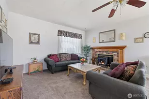 24324 SE 400th St, Enumclaw, WA 98022 - Photo 6
