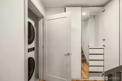 116 W Florentia Street #A, Seattle, WA 98119 - Photo 20