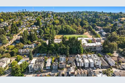 116 W Florentia Street #A, Seattle, WA 98119 - Photo 40