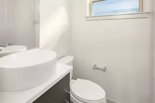 116 W Florentia St, Seattle, WA 98119 - Photo 12