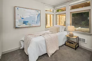 116 W Florentia St, Seattle, WA 98119 - Photo 26