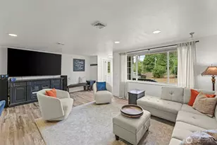 7045 Hawks Prairie Rd NE, Olympia, WA 98516 - Photo 4