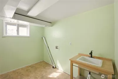 2211 NW 64th Street, Seattle, WA 98107 - Photo 24