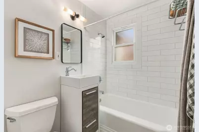 6736 10th Avenue NW, Seattle, WA 98117 - Photo 22