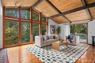 20605 SE 127th St, Issaquah, WA 98027 - Photo 1