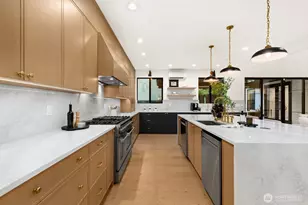 2533 NE 178th St, Lake Forest Park, WA 98155 - Photo 8