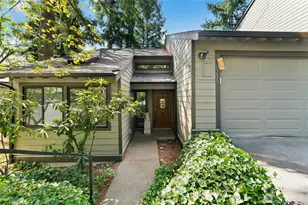 9725 NE Riverbend Dr, Bothell, WA 98011 - Photo 2
