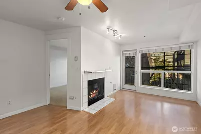 530 Melrose Avenue E #507, Seattle, WA 98102 - Photo 10